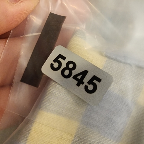 Abercrombie & Fitch Blue and Cream Casual Button Down Kids Shirt 11/12 NWT - Picture 10 of 10